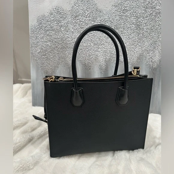 NWT Michael Kors Mercer Large Convertible Tote - Picture 3 of 10